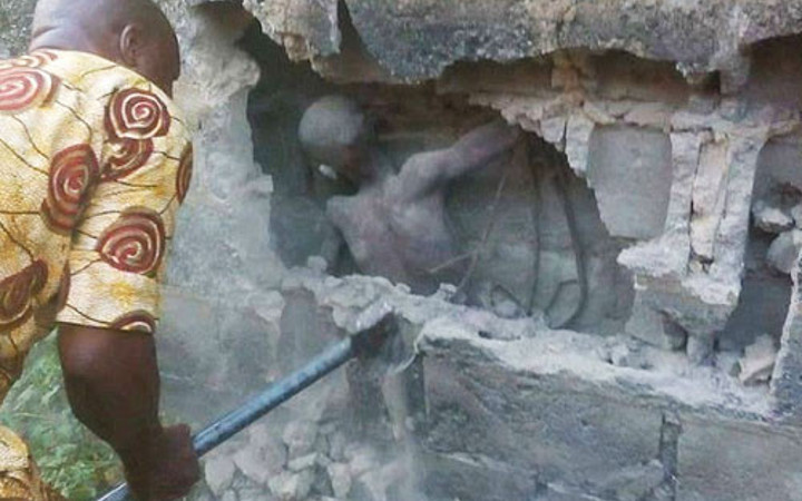 3 gün duvarın içinde yaşadı kimse fark etmedi bakın ne oldu....