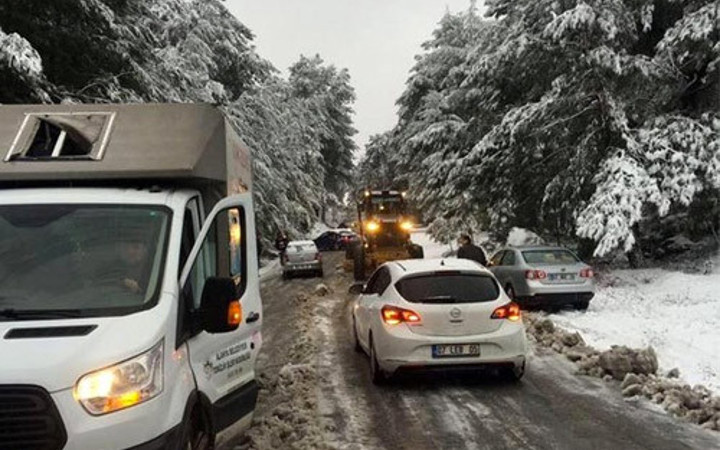Türkiye'nin tatil cenneti bir anda Uludağ oldu