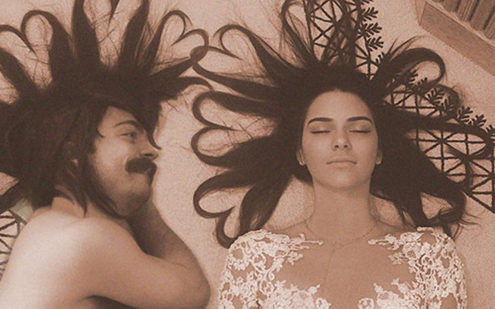 Kendall Jenner'in gizli ikiz kardeşi!