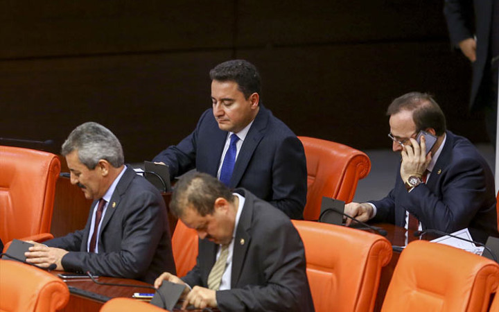 TBMM Genel kurul çalışmalarından ilginç kare! 