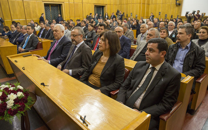 HDP Grup toplantısında dikkat çeken ayrıntı!