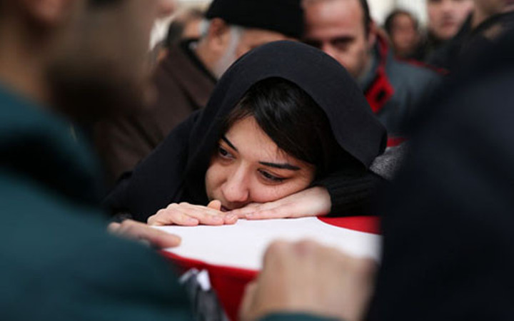 Gözyaşları sel oldu Ankara'daki saldırıda ölenler tek tek uğurlanıyor