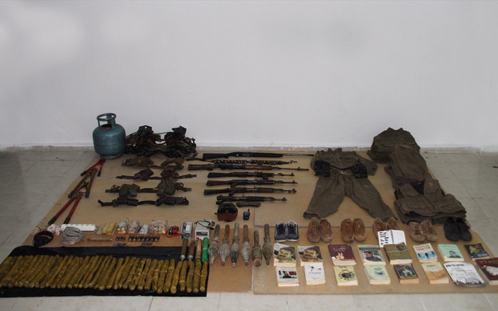 PKK mağarasından 6 Abdullah Öcalan çıktı!