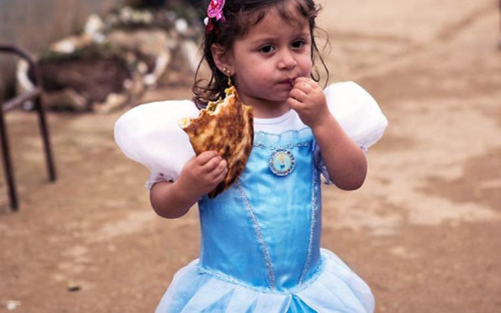 Suriyeli göçmen kızlar Disney Prensesi oldu!