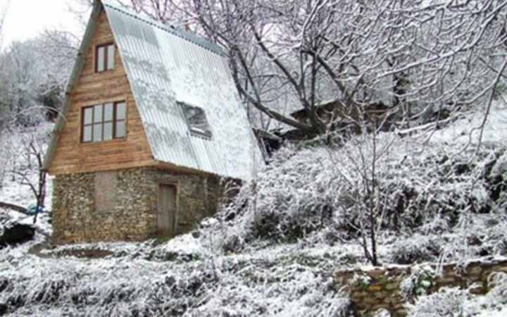 10 bin liraya kendi evlerini yaptılar