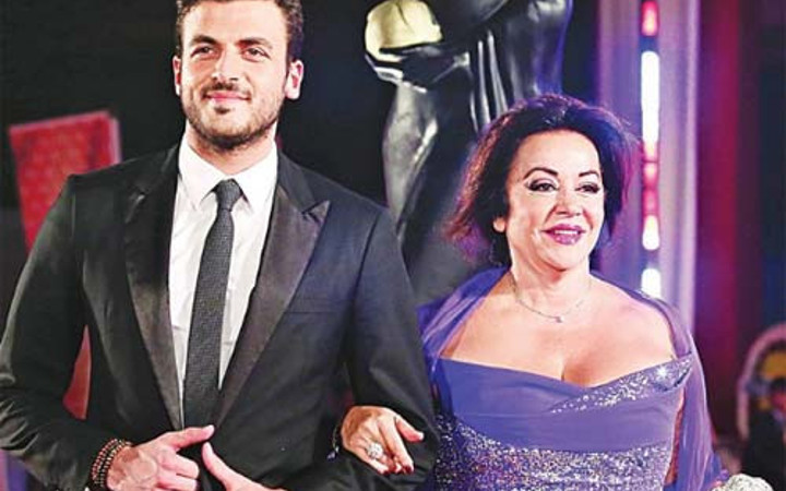 Oya Aydoğan'ın oğlu Gurur ilk kez konuştu annesini ve babasını anlattı