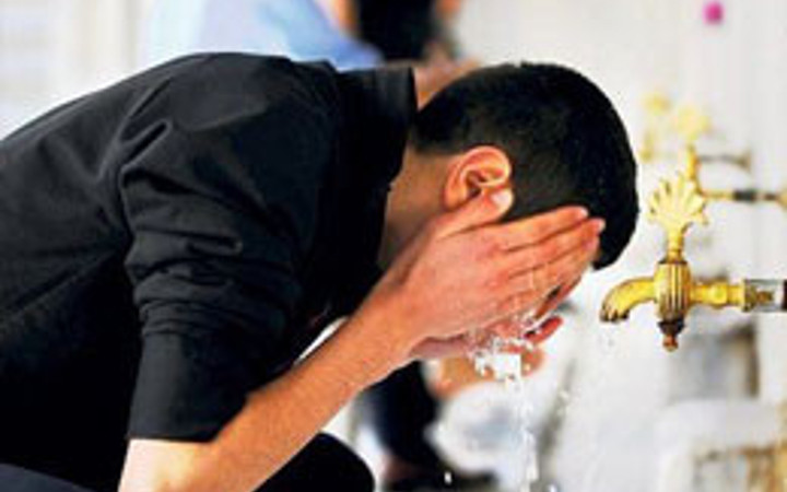 Orucu bozan şeyler Hz. Muhammed oruçluyken uyarmıştı!