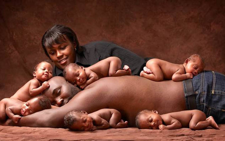 Altı yıl sonra aynı pozu tekrar verdiler!