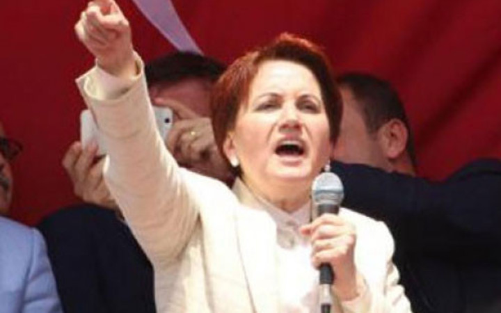 Meral Akşener'in iftarında büyük hata! Kimse fark etmedi ama...