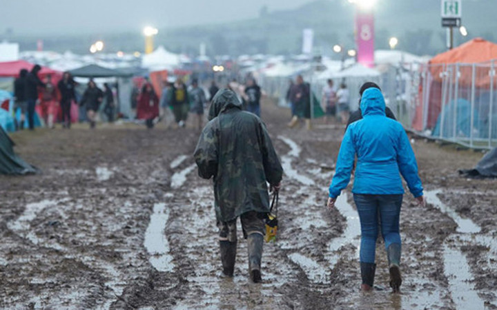 Festival alanına yıldırım düştü: 72 yaralı! 