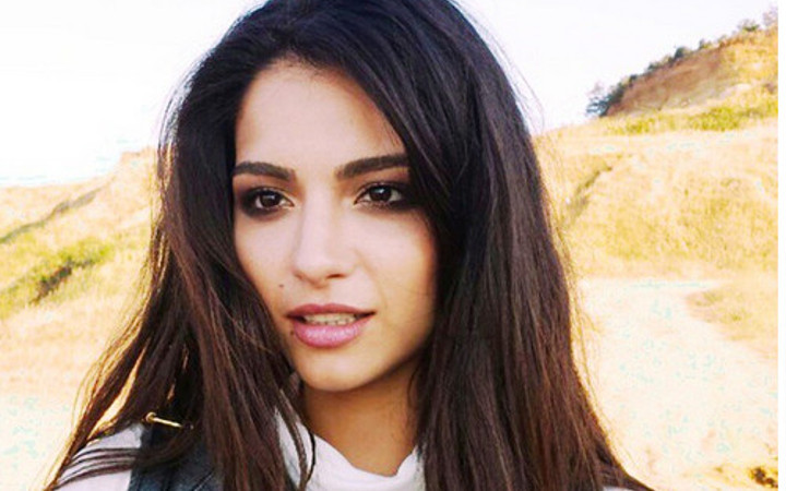 Herkes onu arıyor! Kız arkadaşı ona aşk ilan edince...