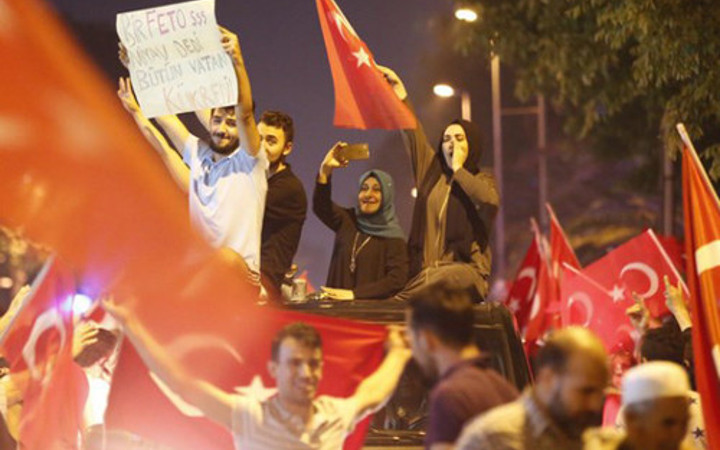 Darbe girişimi sonrası ilk anket