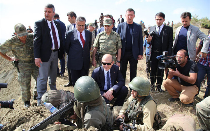 Bakan Soylu hain saldırının olduğu bölgede!