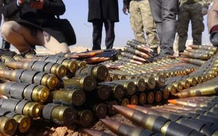 Sınırda yakalandılar otomobilden çıkanlara bakın