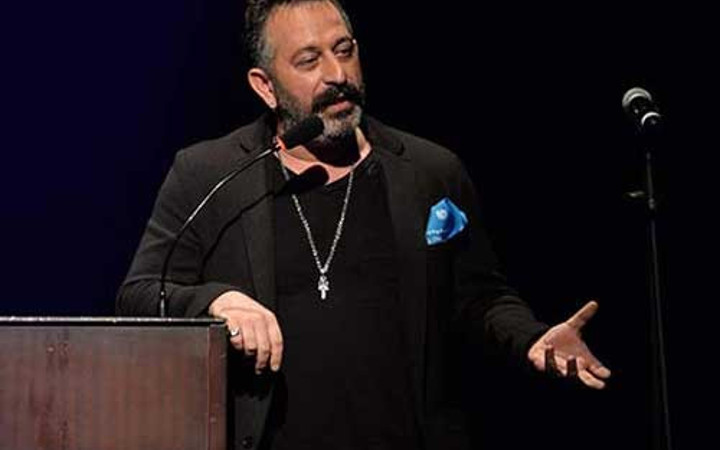 Cem Yılmaz çok sinirlendi Twitter'dan ateş püskürdü