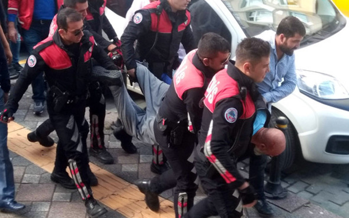 İstanbul'da bıçakla dehşet saçtı böyle yakaldılar