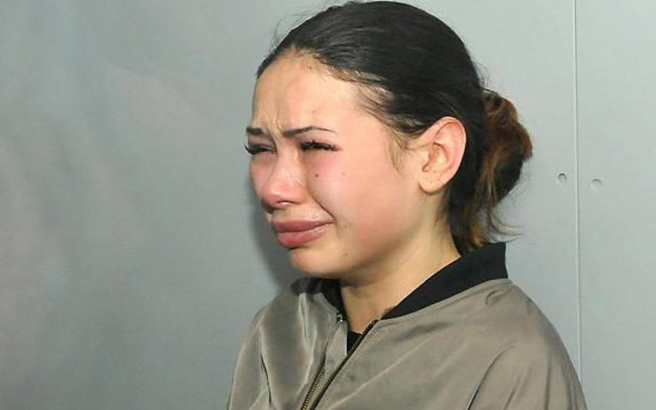 Ortalık kan gölüne döndü! 'Kızımı affedin' diye yalvardı