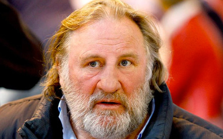 Ünlü oyuncu Beşiktaş Çarşı'da kokoreç yedi! Hayranları sıraya girdi