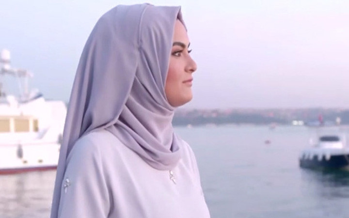 Gelin Adayı Hanife yine yalnız kaldı