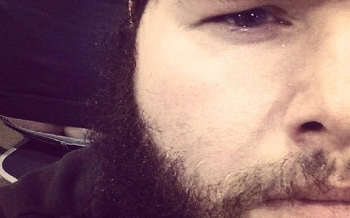 İnsanların arkasına geçti bu fotoğrafları çekince olanlar oldu