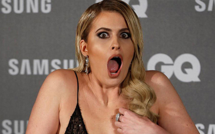 Göğsü açıldı utancından ne yapacağını şaşırdı