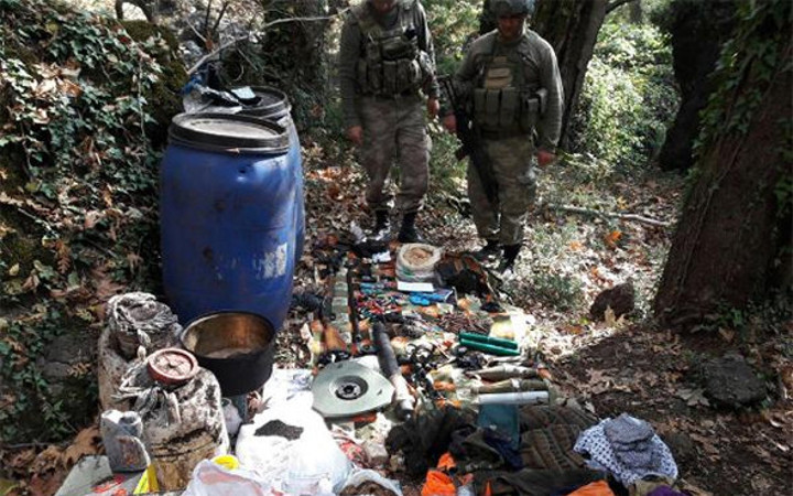 PKK sığınağında ele geçirilenler şoke etti!