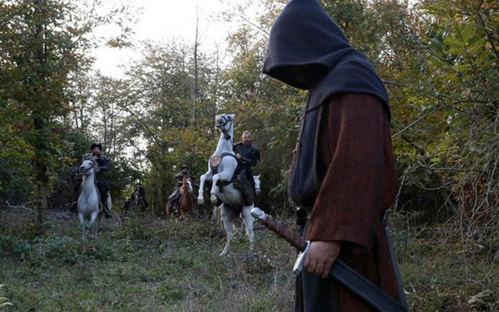 Diriliş Ertuğul 96. bölüm kim bu efsane şövalye!