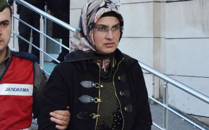 Eşini öldürttüğü katil sevgilisiyle yaptıkları şok etti