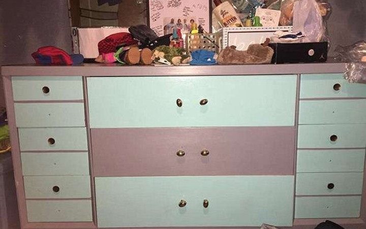 Sizce bu dolap ne renk dikkatli bakın!