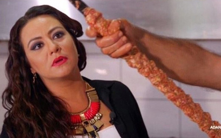 Ezgi Sertel mahkemeye koştu 100 bin TL'lik dava