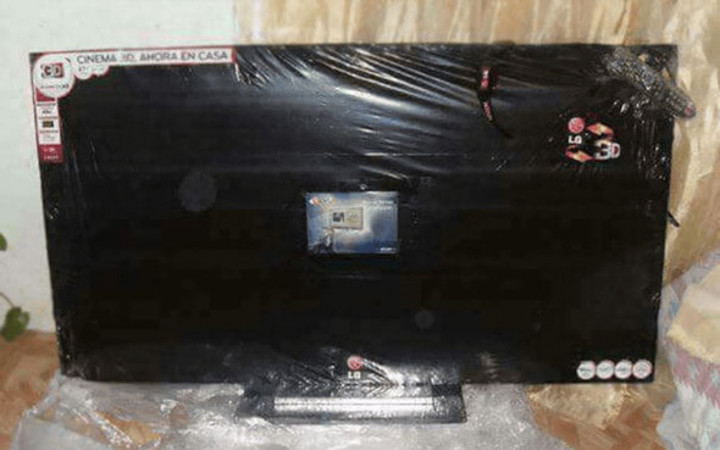 Paketi açınca şok oldular!