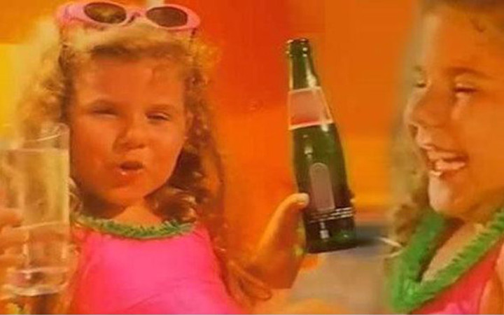 10 yüz bin milyon baloncuk diyen kızın son hali