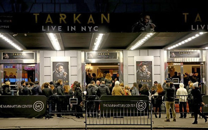 Tarkan Amerika'yı salladı yok böyle fotoğraflar