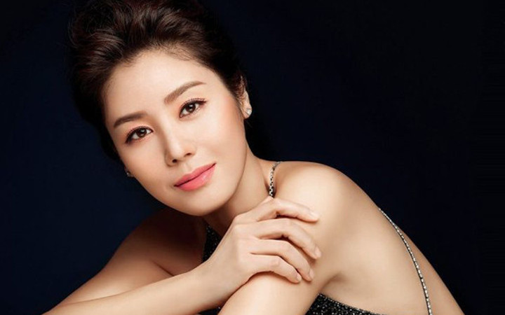 50 yaşında ama 20 gibi gösteren kadınların sırları