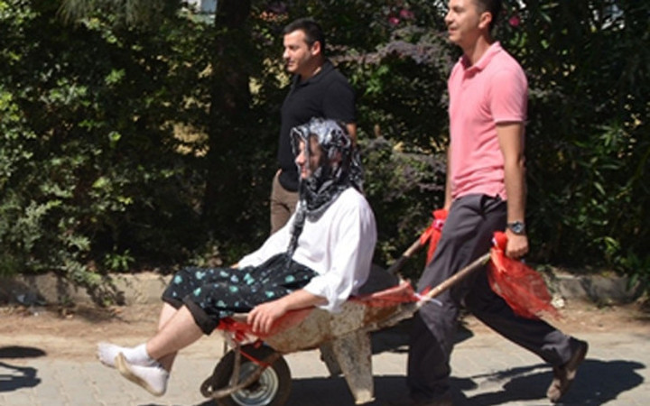 Geleneğin adı damat işkencesi!