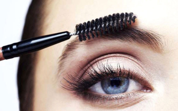 Maskara fırçalarınızı sakın atmayın!