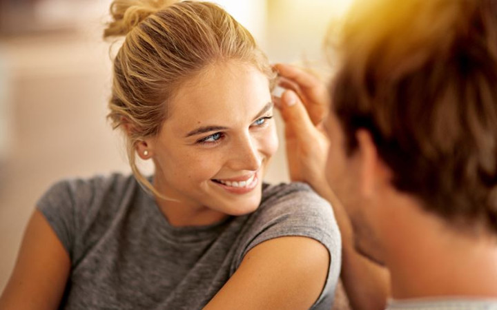 Hoşlandığınız kız neden bir sıcak bir soğuk davranır?