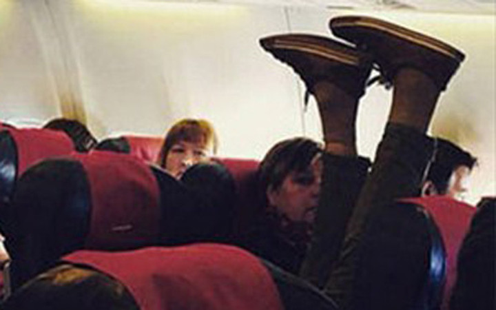 Hosteslerin nefret ettiği yolcu tipleri