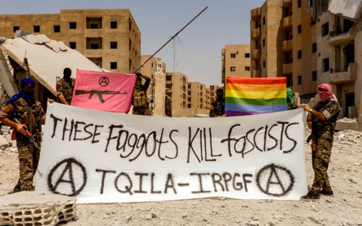 Suriye'de eşcinsel ordusu kuruldu hamisi bakın kim?