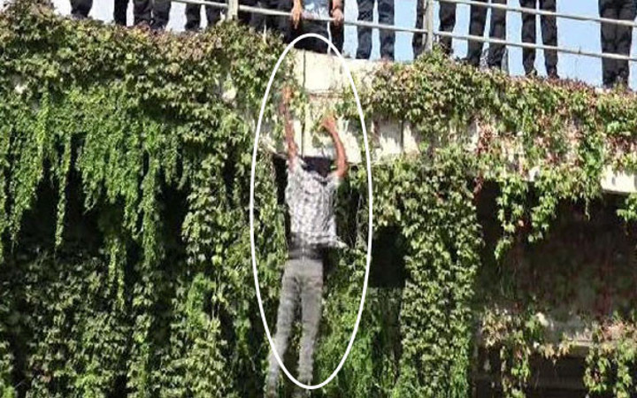 Köprüden atladı, telefondan canlı yayınladılar