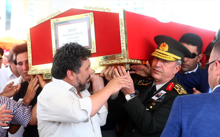 Şehit cenazesinde bir ilk yaşandı!