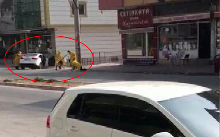 Sarı yağmurluklu dehşet! Güpegündüz yaşandı