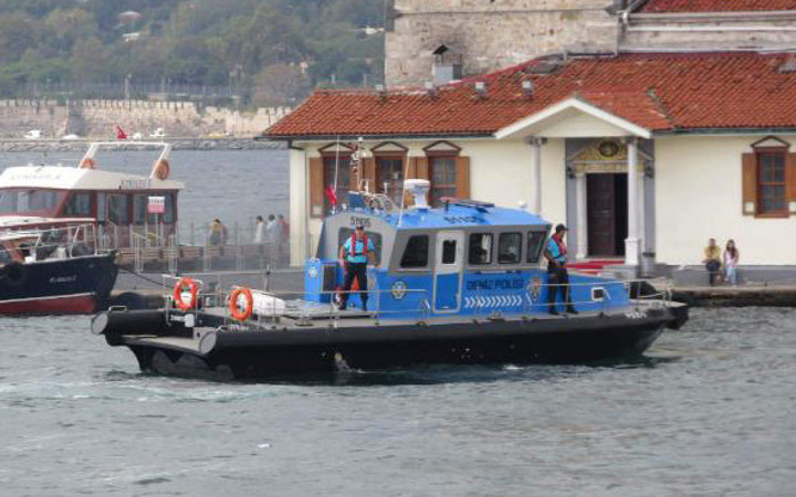 Kız Kulesi'ne kadar yüzmek isteyince canından oldu
