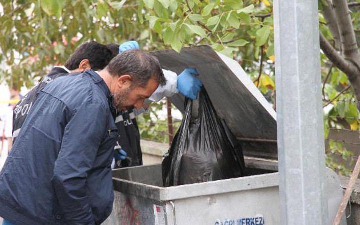 Hurda toplarken buldu! Oyuncak sandı vahşet çıktı