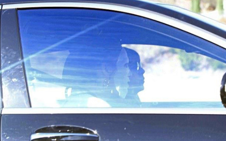 Her anı kıymetli! Ünlü yıldız beyaz maskeyle yakalandı