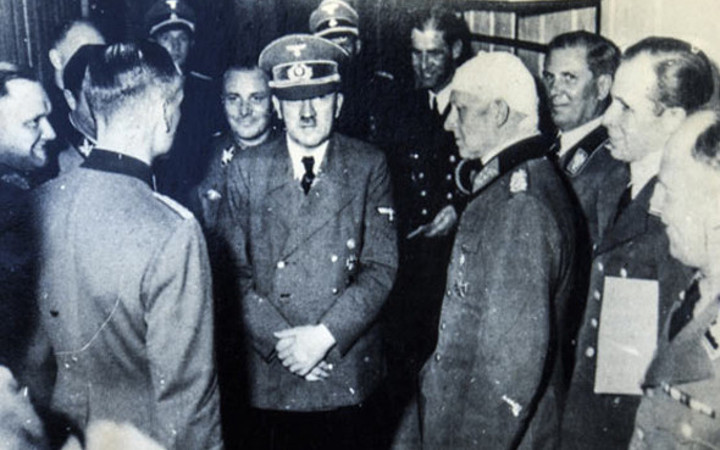 Dünya tarihini değiştirecek iddia aslında ölmedi aramızda!