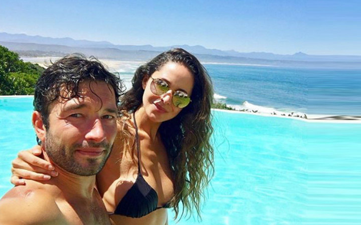 Garsonluk yaparken keşfedildi! Türk kızının peri masalı 