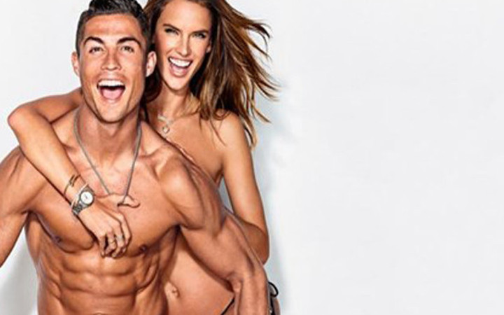 Bu sözler çok konuşulur 'Ronaldo ile öpüşürün Neymar ile de...'