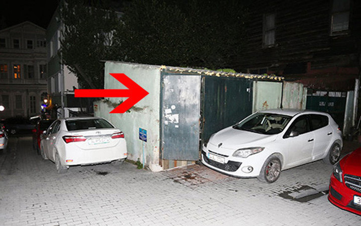 Ünlü oyuncu yakalanmamak için depoda saklandı