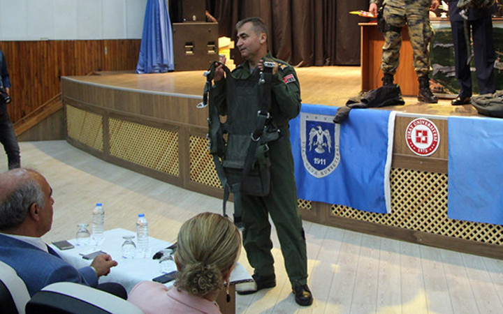 Mühendislik fakültesi öğrencilerine pilot olma imkanı